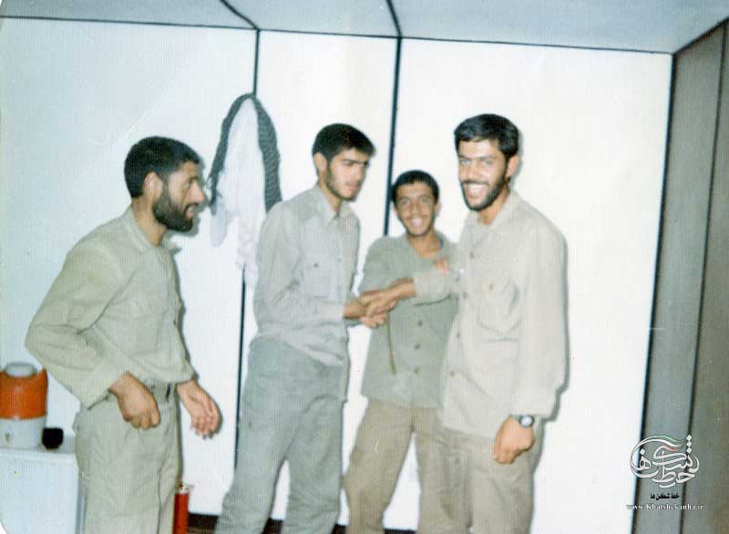 معده این بنده خدا تعجب کرده